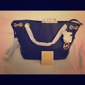 Michael Kors purse